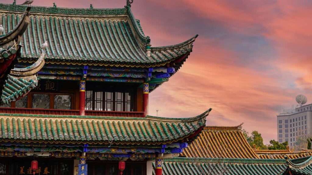 Panduan praktis untuk advertiser di Indonesia: cara menemukan kreator Telegram Azerbaijan, taktik outreach, risiko, dan strategi konten untuk mendorong product-led growth.