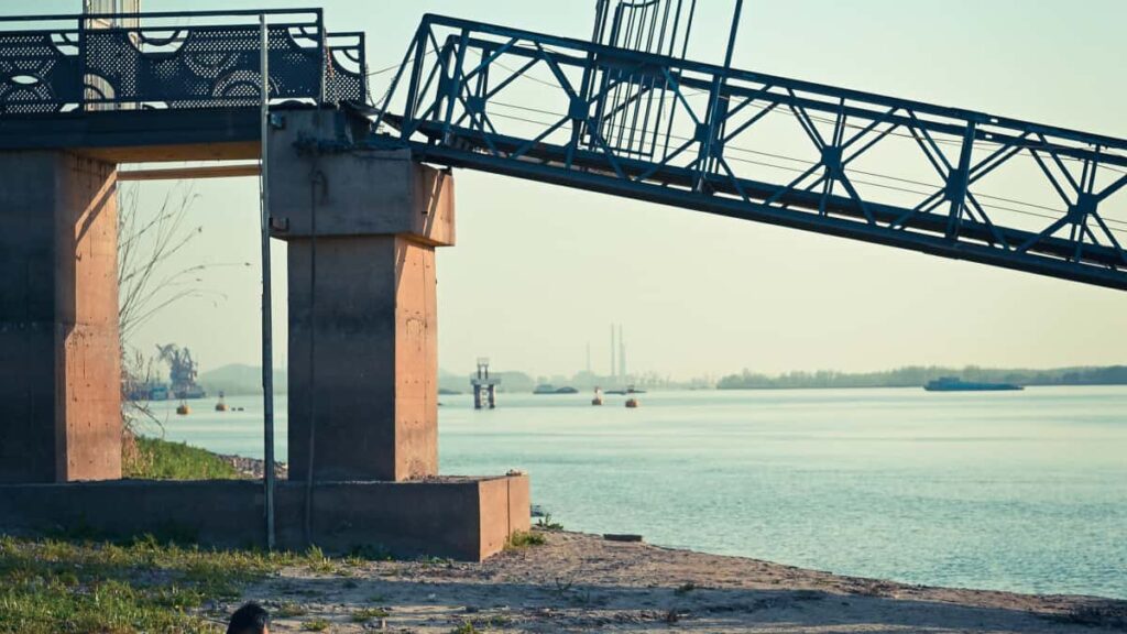 Panduan praktis untuk kreator Indonesia yang mau menjalin kerja sama dengan brand Spanyol lewat Apple Music: strategi pitching, bukti sosial, dan taktik membangun trust dengan sponsor.