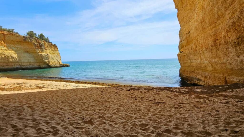 Panduan praktis untuk kreator Indonesia agar bisa menghubungi brand Jepang lewat VKontakte (vkontakte) demi review produk kecantikan dan skincare strategi outreach, contoh pesan, izin, dan taktik live commerce.