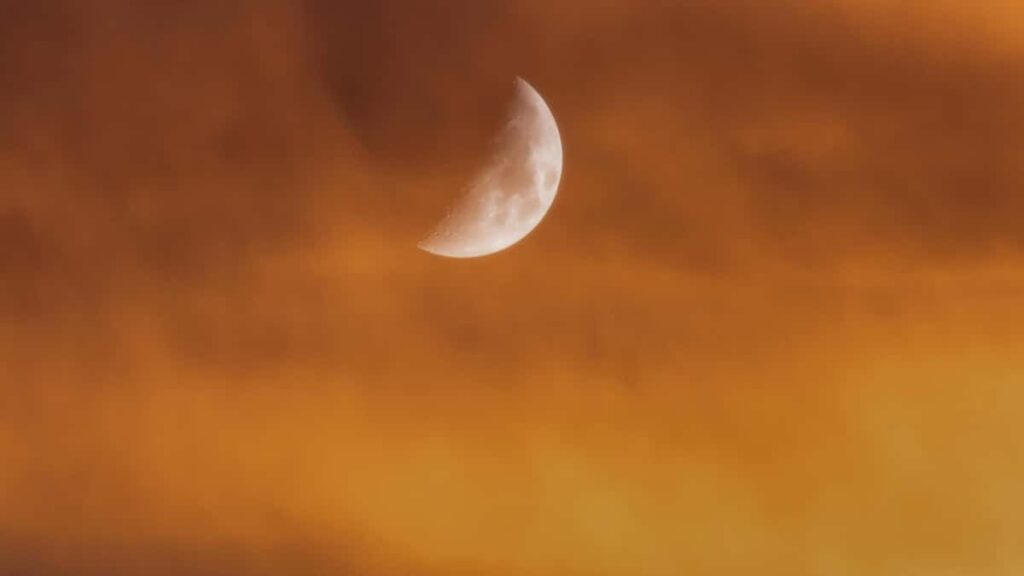 Panduan praktis untuk kreator Indonesia yang mau jalin kerja sama brand Kanada di Kuaishou lewat gameplay challenge strategi outreach, pitch, format konten, dan taktik negosiasi.